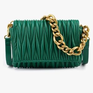 Green purse